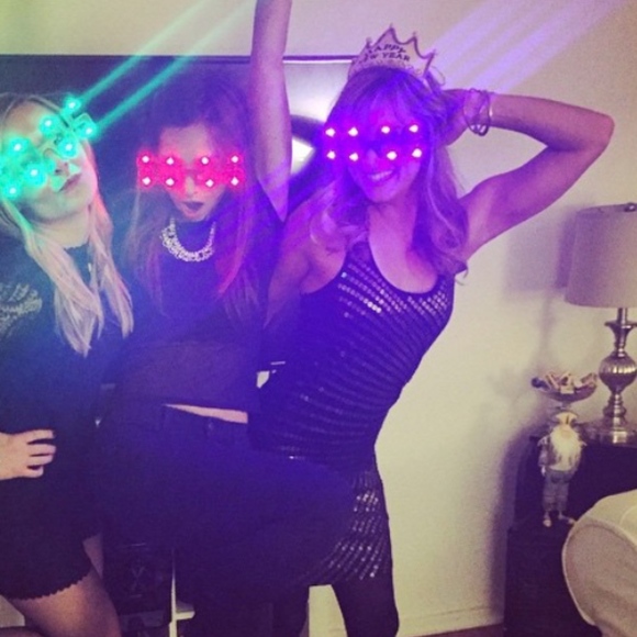 Meet your Posher, Michelle - Picture 1 of 1